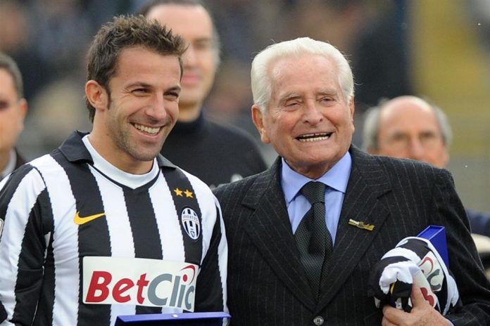 Giampiero Boniperti con Alessandro Del Piero, voluto fortemente dal presidente bianconero a Torino